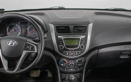 Hyundai Solaris II рестайлинг, 2011 год, 770 000 рублей, 14 фотография