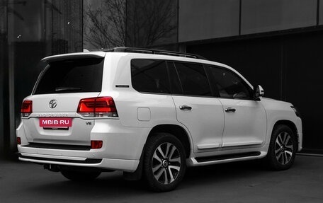 Toyota Land Cruiser 200, 2018 год, 7 500 000 рублей, 4 фотография