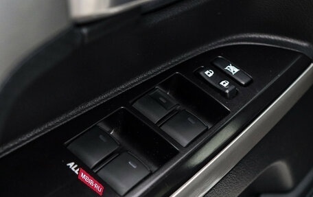 Toyota Land Cruiser 200, 2018 год, 7 500 000 рублей, 23 фотография