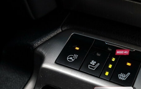 Toyota Land Cruiser 200, 2018 год, 7 500 000 рублей, 30 фотография