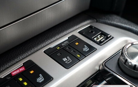 Toyota Land Cruiser 200, 2018 год, 7 500 000 рублей, 31 фотография