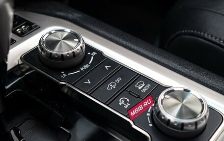 Toyota Land Cruiser 200, 2018 год, 7 500 000 рублей, 27 фотография