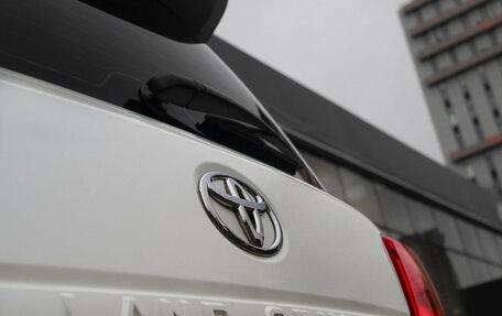 Toyota Land Cruiser 200, 2018 год, 7 500 000 рублей, 39 фотография