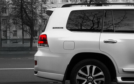 Toyota Land Cruiser 200, 2018 год, 7 500 000 рублей, 40 фотография