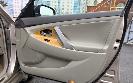 Toyota Camry, 2006 год, 1 250 000 рублей, 22 фотография