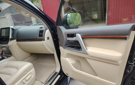 Toyota Land Cruiser 200, 2016 год, 5 600 000 рублей, 15 фотография