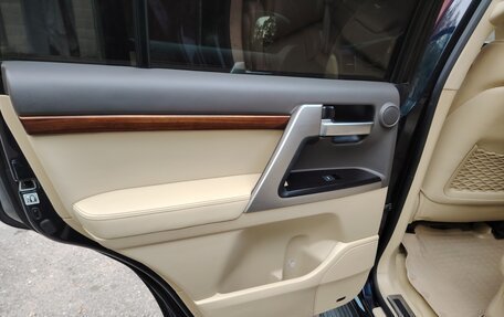 Toyota Land Cruiser 200, 2016 год, 5 600 000 рублей, 25 фотография