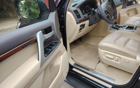 Toyota Land Cruiser 200, 2016 год, 5 600 000 рублей, 27 фотография