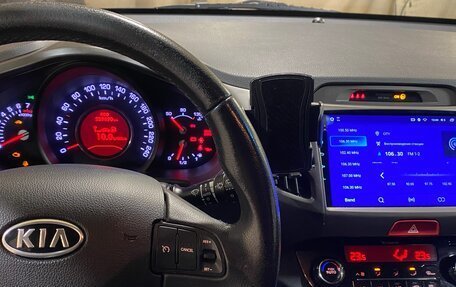 KIA Sportage III, 2011 год, 950 000 рублей, 10 фотография