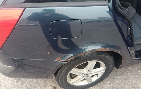 Renault Laguna II, 2001 год, 235 000 рублей, 4 фотография