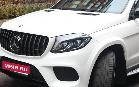 Mercedes-Benz GLS, 2017 год, 5 800 000 рублей, 2 фотография