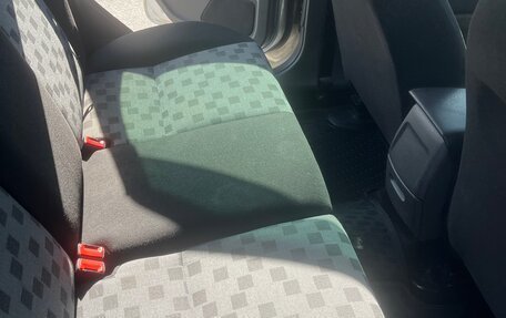 Ford Focus II рестайлинг, 2005 год, 385 000 рублей, 11 фотография