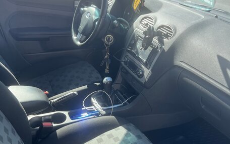 Ford Focus II рестайлинг, 2005 год, 385 000 рублей, 14 фотография