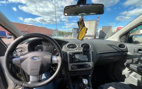 Ford Focus II рестайлинг, 2005 год, 385 000 рублей, 17 фотография