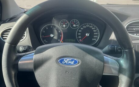 Ford Focus II рестайлинг, 2005 год, 385 000 рублей, 15 фотография