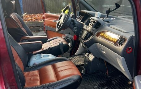 Mitsubishi Space Gear I рестайлинг, 1998 год, 2 фотография