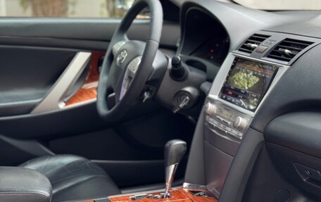 Toyota Camry, 2010 год, 1 350 000 рублей, 10 фотография