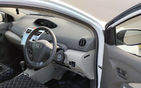 Toyota Belta, 2011 год, 850 000 рублей, 6 фотография