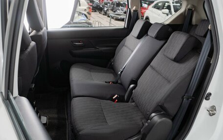 Suzuki Ertiga II, 2022 год, 2 599 000 рублей, 10 фотография