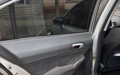 Honda Civic VIII, 2007 год, 750 000 рублей, 27 фотография