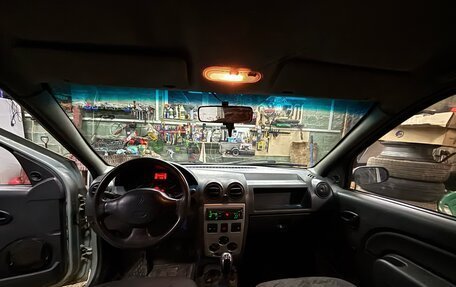 Renault Logan I, 2006 год, 165 000 рублей, 13 фотография