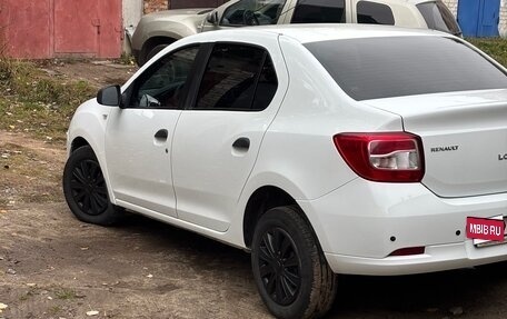 Renault Logan II, 2017 год, 550 000 рублей, 4 фотография