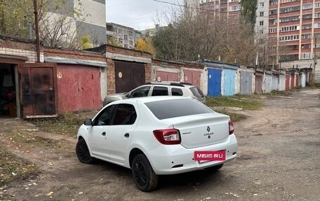 Renault Logan II, 2017 год, 550 000 рублей, 3 фотография