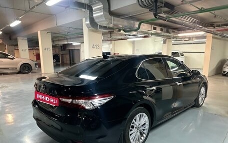 Toyota Camry, 2019 год, 3 600 000 рублей, 4 фотография