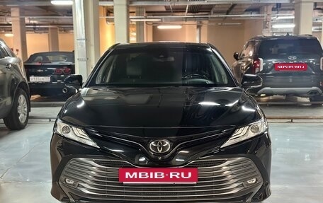 Toyota Camry, 2019 год, 3 600 000 рублей, 6 фотография