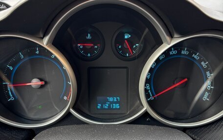 Chevrolet Cruze II, 2011 год, 815 000 рублей, 9 фотография