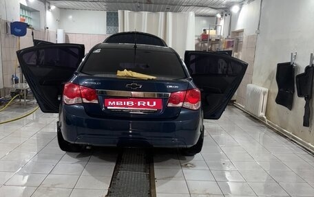 Chevrolet Cruze II, 2011 год, 815 000 рублей, 3 фотография