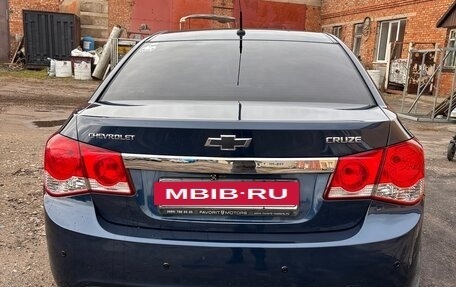 Chevrolet Cruze II, 2011 год, 815 000 рублей, 5 фотография