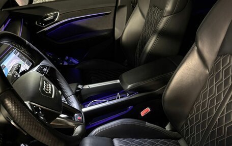 Audi e-tron I, 2020 год, 4 900 000 рублей, 5 фотография