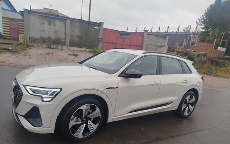 Audi e-tron I, 2020 год, 4 900 000 рублей, 16 фотография