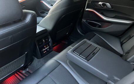 BMW 3 серия, 2020 год, 3 390 000 рублей, 9 фотография