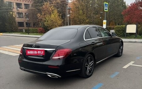 Mercedes-Benz E-Класс, 2016 год, 2 800 000 рублей, 3 фотография