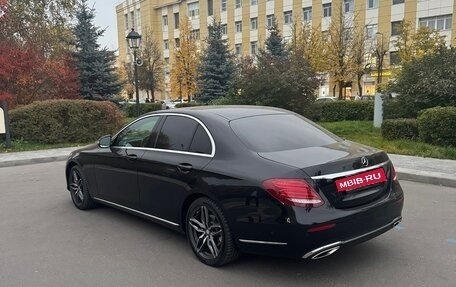 Mercedes-Benz E-Класс, 2016 год, 2 800 000 рублей, 4 фотография