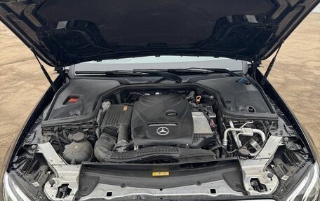 Mercedes-Benz E-Класс, 2016 год, 2 800 000 рублей, 23 фотография