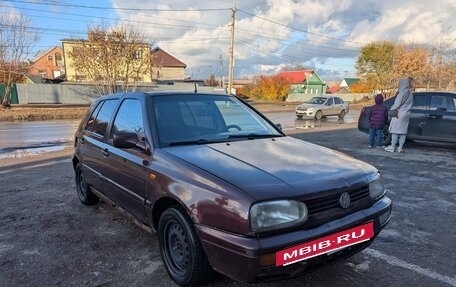 Volkswagen Golf III, 1992 год, 120 000 рублей, 2 фотография