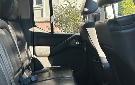 Nissan Navara (Frontier), 2007 год, 680 000 рублей, 20 фотография