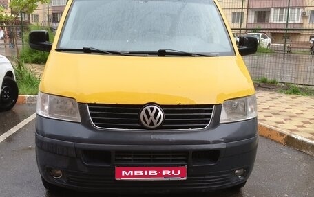 Volkswagen Transporter T5 рестайлинг, 2005 год, 1 350 000 рублей, 1 фотография