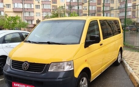 Volkswagen Transporter T5 рестайлинг, 2005 год, 1 350 000 рублей, 2 фотография