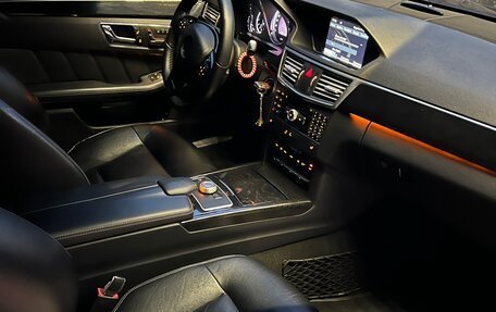 Mercedes-Benz E-Класс, 2011 год, 1 750 000 рублей, 15 фотография