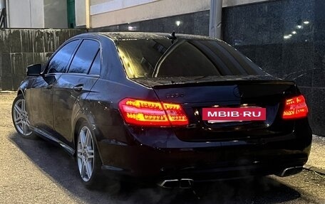 Mercedes-Benz E-Класс, 2011 год, 1 750 000 рублей, 3 фотография