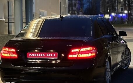 Mercedes-Benz E-Класс, 2011 год, 1 750 000 рублей, 10 фотография