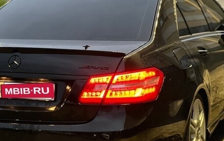 Mercedes-Benz E-Класс, 2011 год, 1 750 000 рублей, 5 фотография