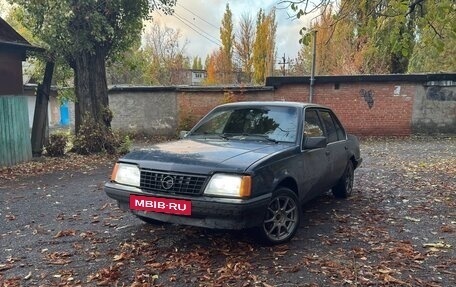 Opel Ascona C, 1986 год, 140 000 рублей, 4 фотография