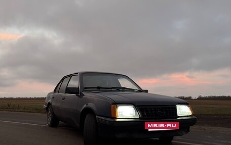 Opel Ascona C, 1986 год, 140 000 рублей, 6 фотография