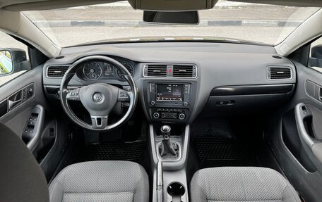 Volkswagen Jetta VI, 2012 год, 845 000 рублей, 12 фотография