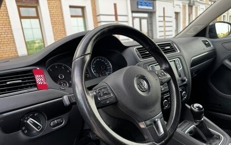 Volkswagen Jetta VI, 2012 год, 845 000 рублей, 17 фотография